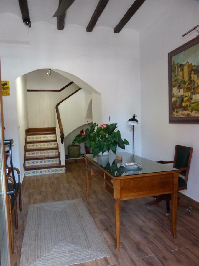 Hotel Del Arbol Xàtiva Dış mekan fotoğraf