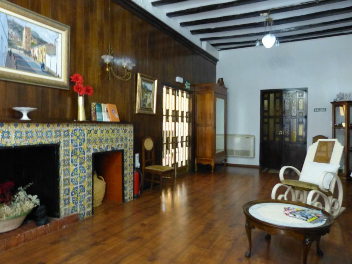 Hotel Del Arbol Xàtiva Dış mekan fotoğraf